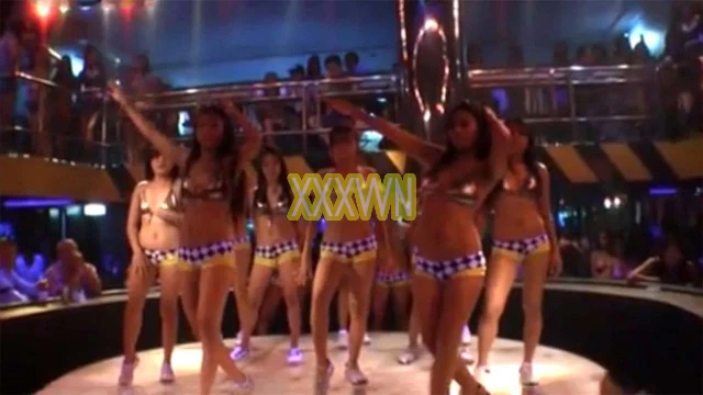 Asian Sex Diary.2024.08.31.Filipina Hot Dance Show At Club.XXX.720p