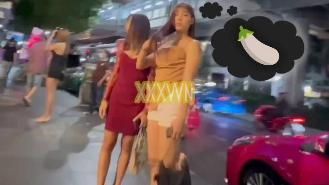 [Asian Sex Diary]  (Girl Staring At Bulge In Bangkok - 2024.03.12)