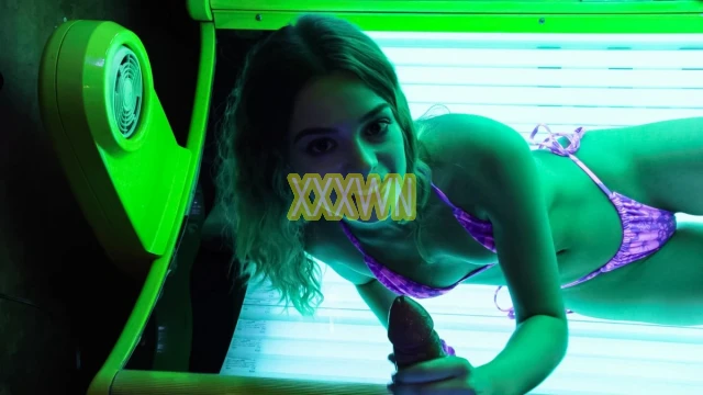 Reality Kings Short Ultraviolet Hand Job 2024 02 26