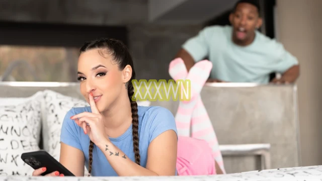 RK Prime 2025 01 26 Thin Walls, Light Balls Amirah Adara, Jesus Reyes